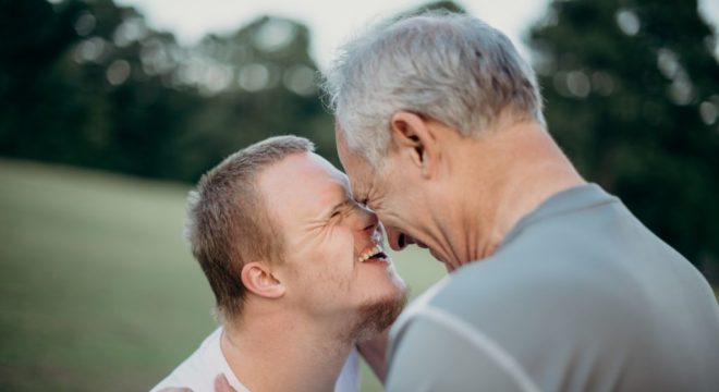 Angebote für Menschen mit und ohne Beeinträchtigung - Photo by Nathan Anderson on Unsplash