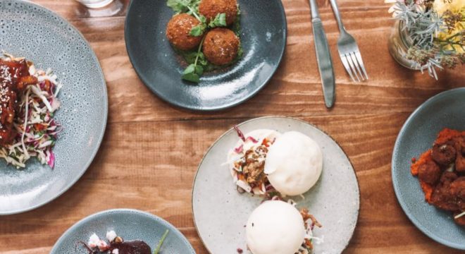 Tapas in allen Variationen - Photo by Maddi Bazzocco on Unsplash